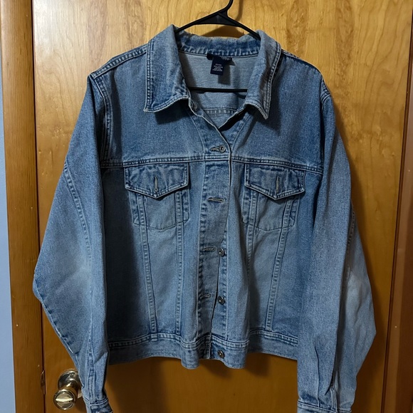 22/24 Lane Bryant Venezia women’s denim jacket - Picture 1 of 3